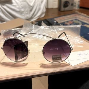 NWOT SILVER WIRE ROUND LENSE UMBRA VIOLET LENES LIGHT WEIGHT UNISEX